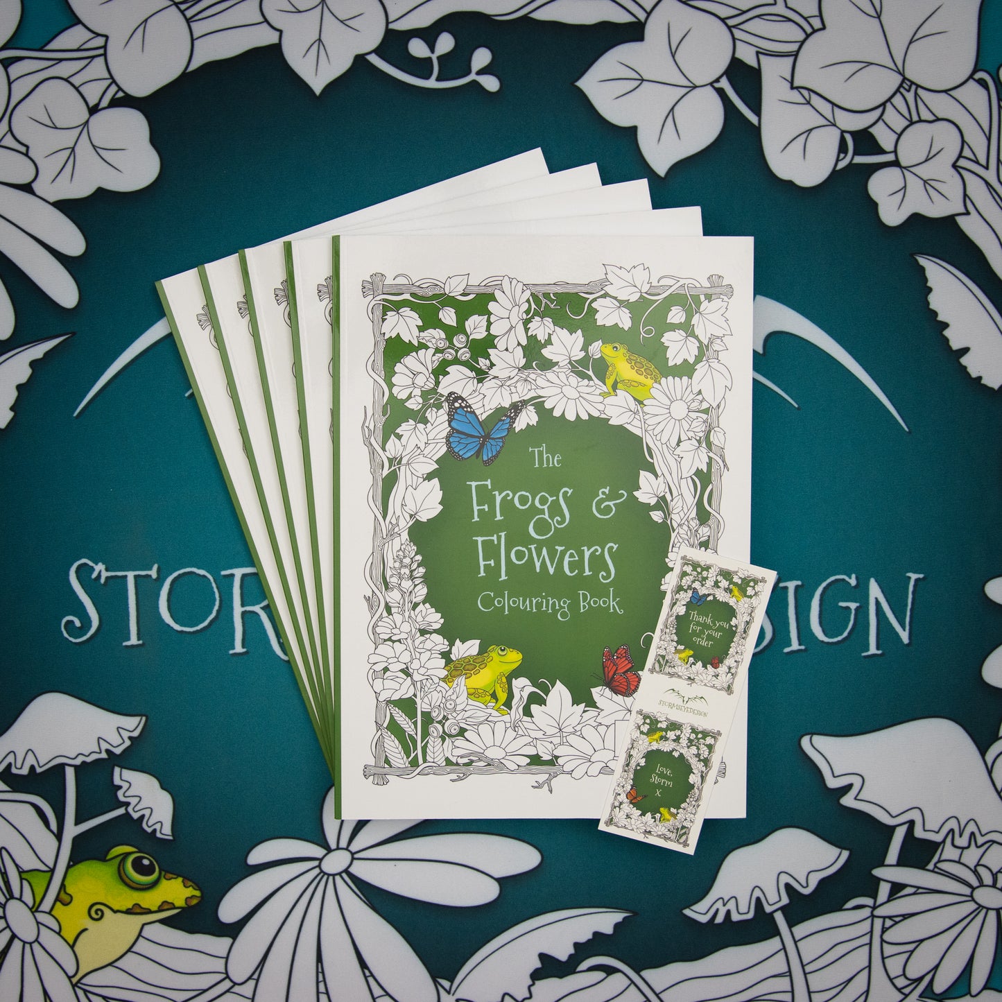 The Frogs & Flowers Colouring Book | 32 Frog Designs to Colour | Paperback A4