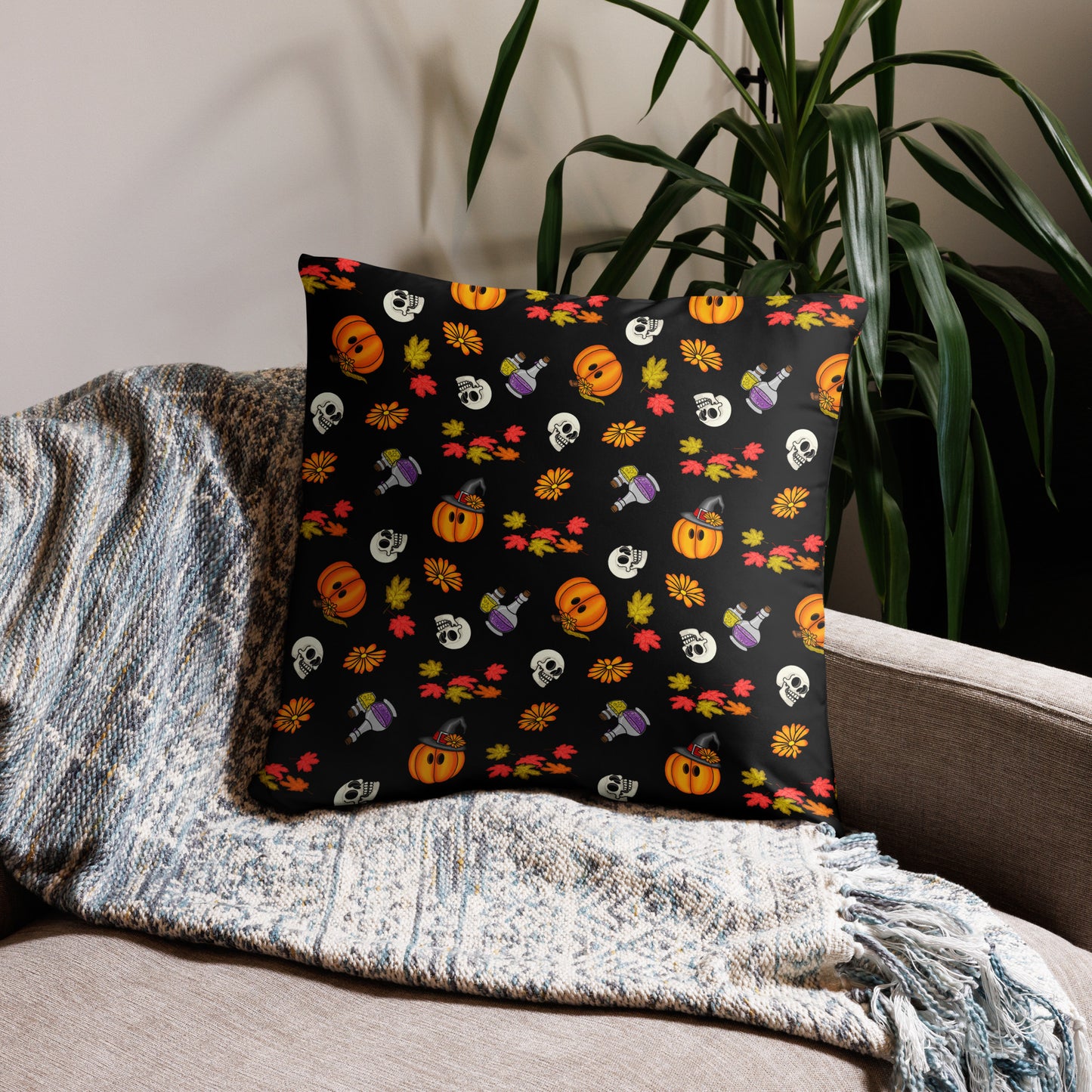 hello spooky season cushion cover 22x22 inches